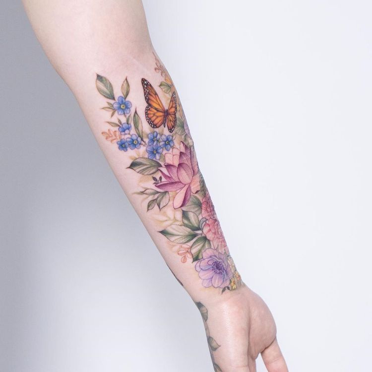 Forearm tattoos: Exploring the World of Colorful Tattoos